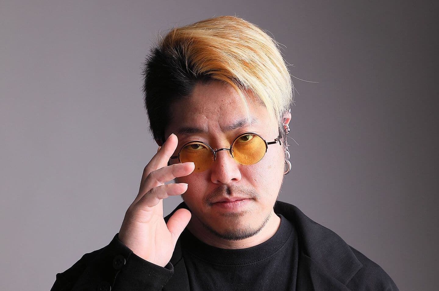 影塚艶鷲